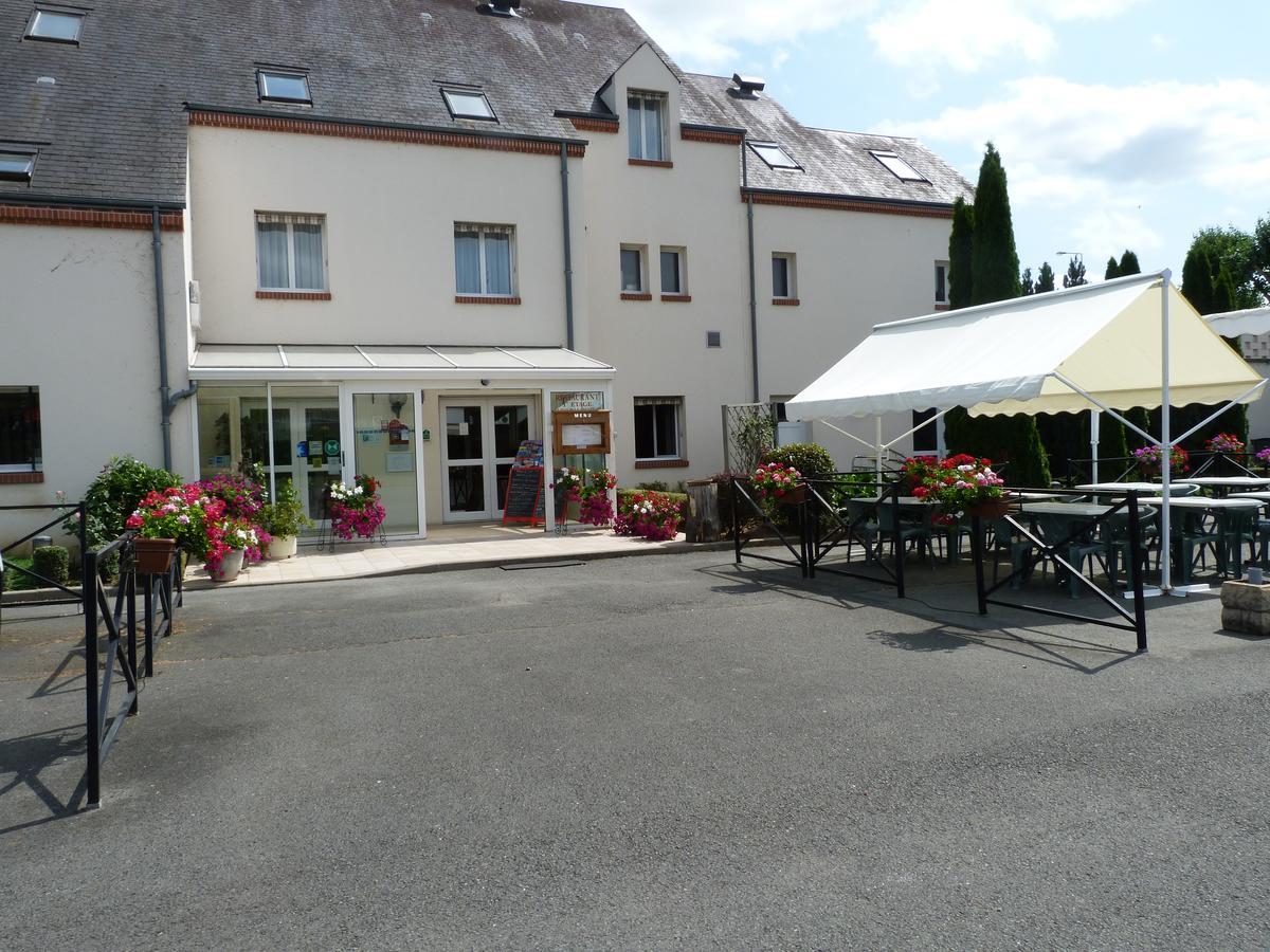 Hostellerie Du Chateau Saint-Pere-sur-Loire Exterior foto